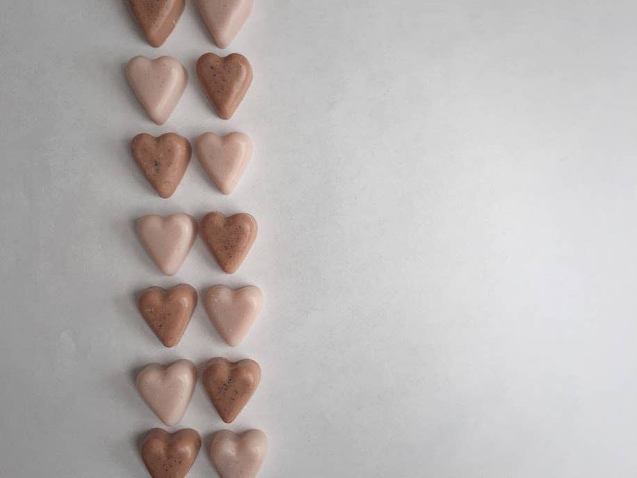 Mini Heart Soaps 〰️
Natural Handmade Soaps